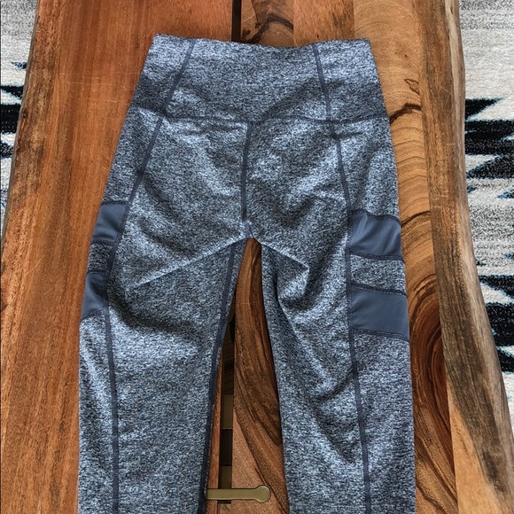 Zella grey leggings with mesh detail - Picture 4 of 5